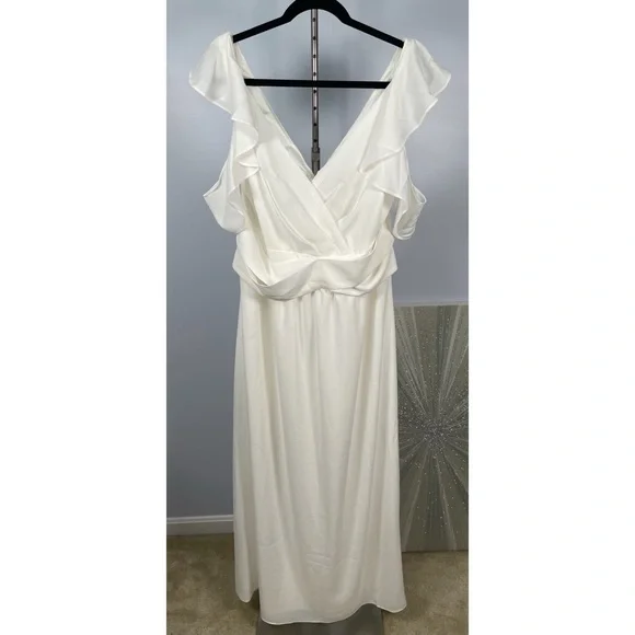 NWT City Chic White Ivory Frill Treasure Cold Shoulder Flutter Sleeve Maxi Sz 18 - Picture 4 of 9